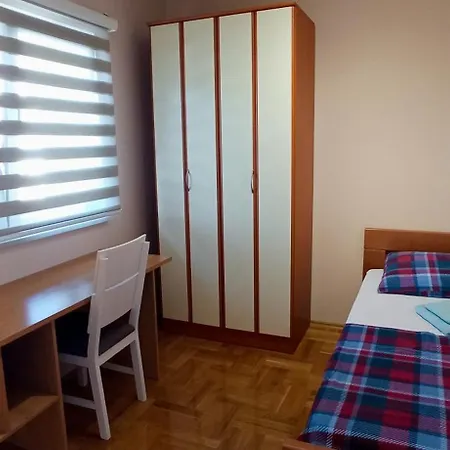 Traveler سبليت
