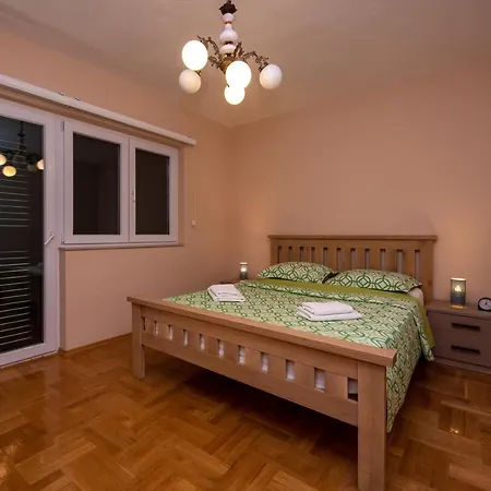Traveler Apartment *
