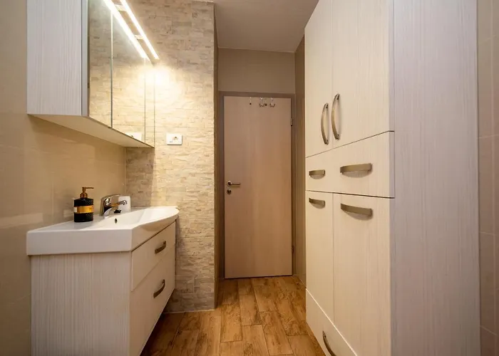 Traveler Διαμέρισμα Σπλιτ