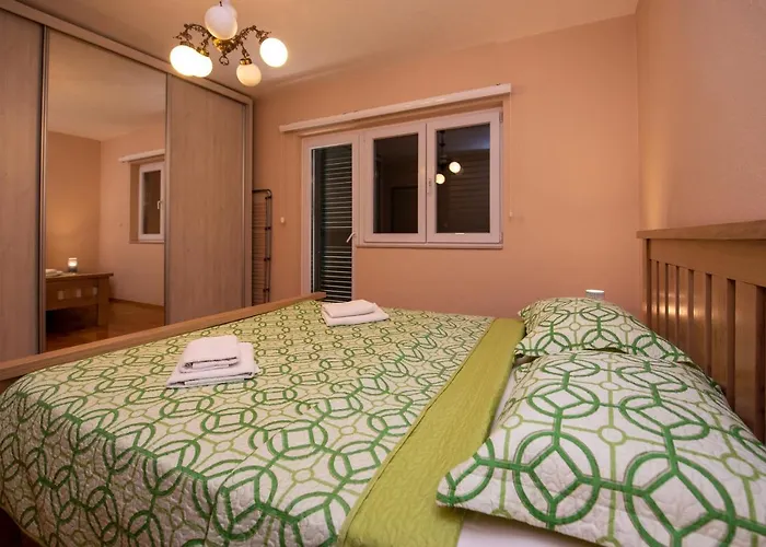 Traveler Διαμέρισμα Σπλιτ