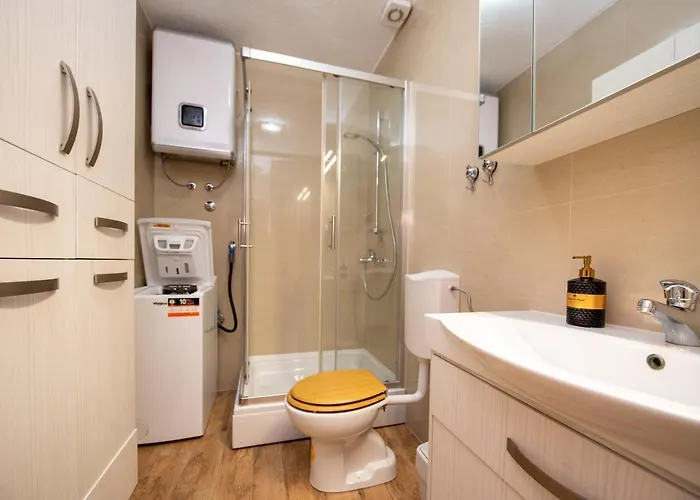 Traveler Διαμέρισμα *